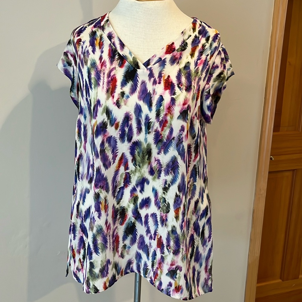 Cabi top